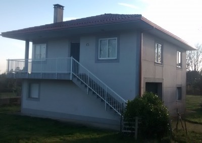 C78 – Casa para entrar a vivir a 5 km de Melide, en venta