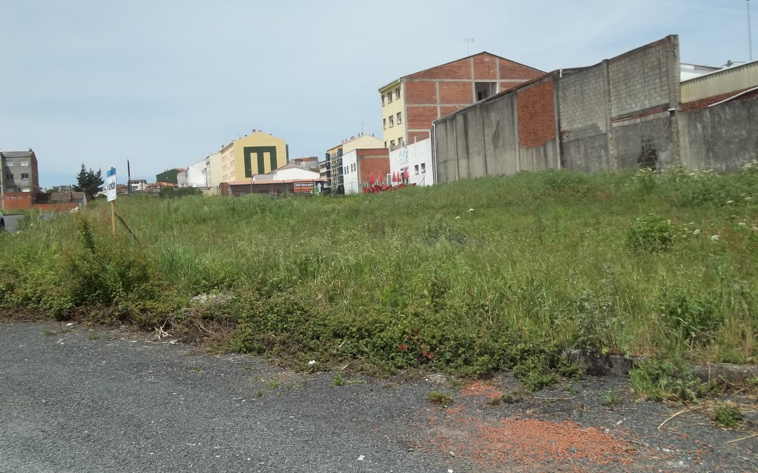 Se vende Solar en Melide, de 202 metros cuadrados