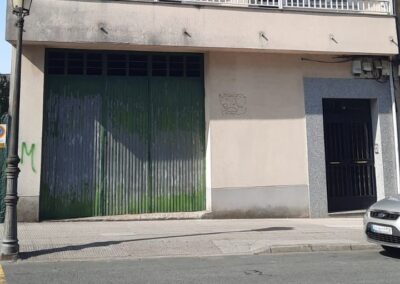 C436 – Bajo en obra en Melide.